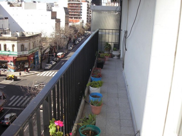 Venta Semipiso 4 Ambientes con Balcon en Av. Diaz Velez 4100 Almagro 