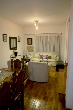 Hermosa Casa 5 Amb con Jardin en Parque Chacabuco