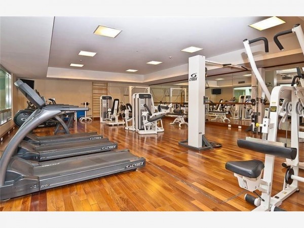 Venta Departamento en la Torre Le Parc 3 Amb con Cochera Puerto Madero