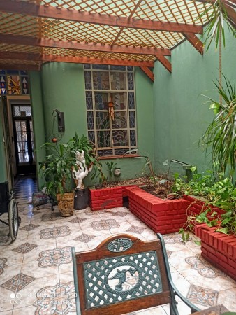 Retasado Casa Lote Propio 7 Amb - Dep de Servicio- Cochera - Patio - Terraza