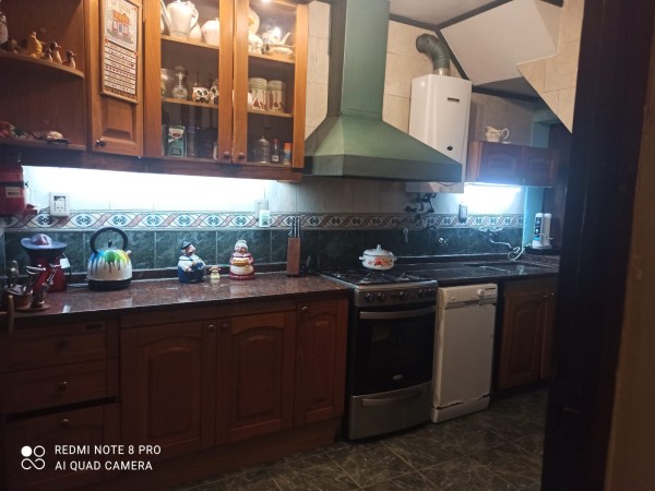Retasado Casa Lote Propio 7 Amb - Dep de Servicio- Cochera - Patio - Terraza