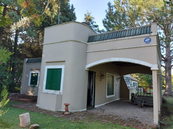 Venta Casa Quinta 3 Amb con Pileta en Paraje El Pato, Berazategui