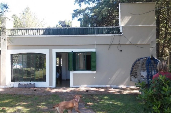 Venta Casa Quinta 3 Amb con Pileta en Paraje El Pato, Berazategui
