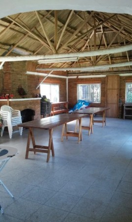 Venta Casa Quinta 3 Amb con Pileta en Paraje El Pato, Berazategui