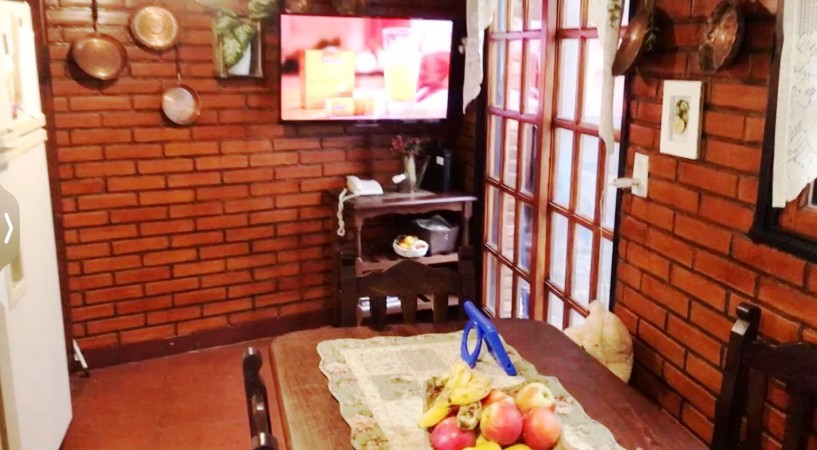 Hermosa Casa 5 Amb con Jardin en Parque Chacabuco