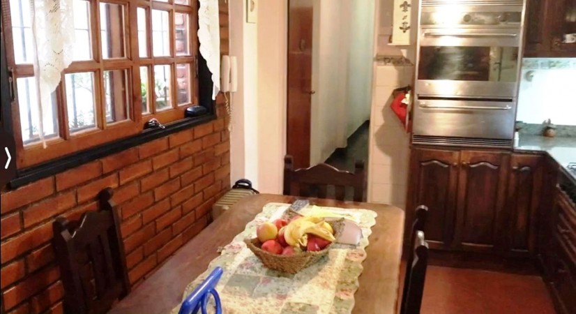 Hermosa Casa 5 Amb con Jardin en Parque Chacabuco