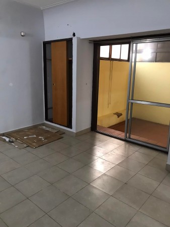 Retasado Semipiso 3 Amb con Patio en Monte Castro