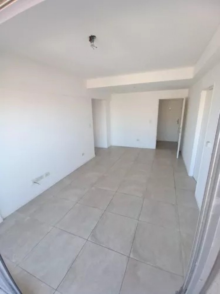 Venta Departamento 2 Amb con Balcon en Marcos Sastre 2800 Villa del Parque