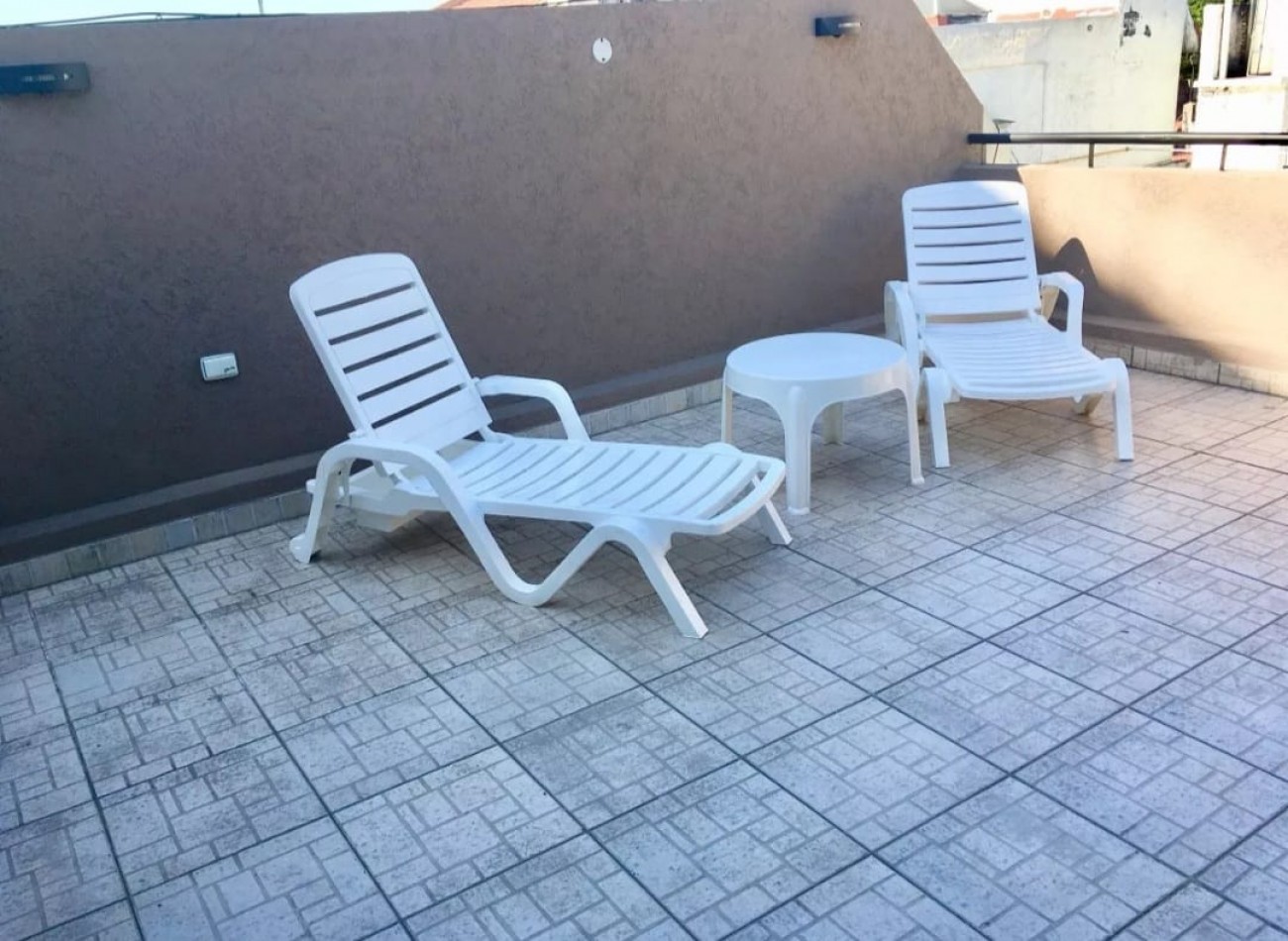 Venta PH Triplex 3 Amb Sin Expensas Con Terraza y Quincho En Flores