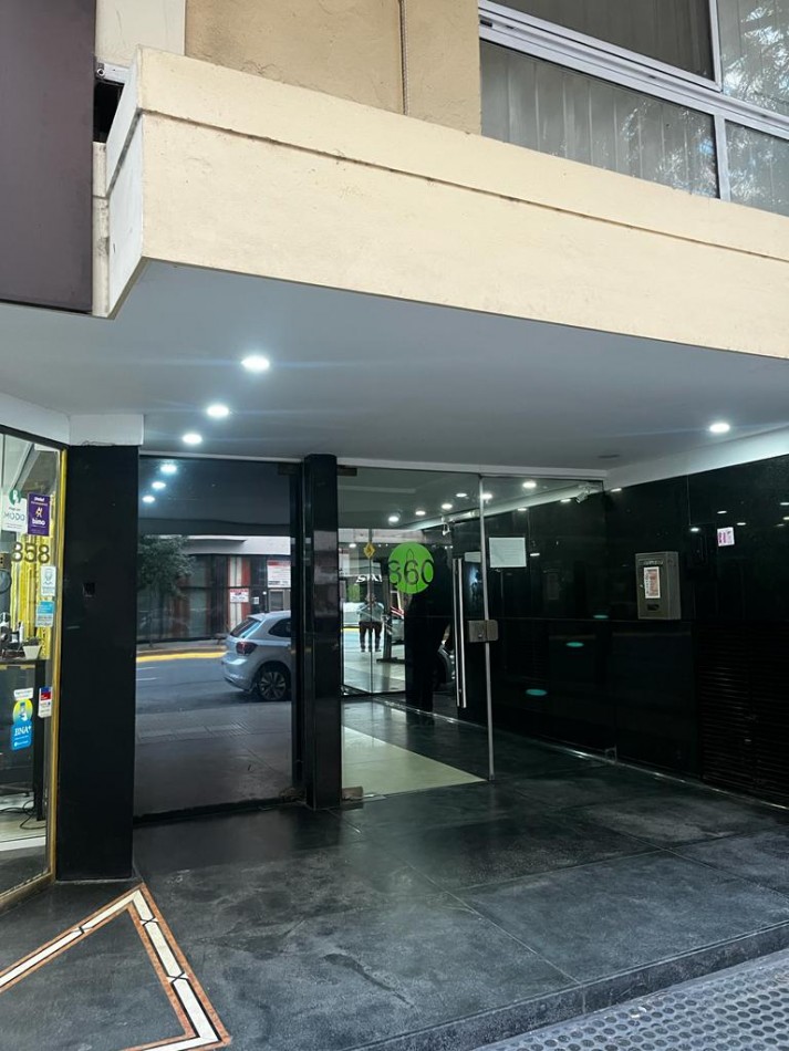 Alquiler Temporario Depto 2 Amb Amueblado En Av Cordoba 800, San Nicolas