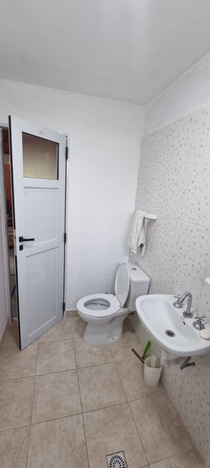 Venta Casa 4 Amb Con Jardin, Quincho y Terraza En Paso Del Rey