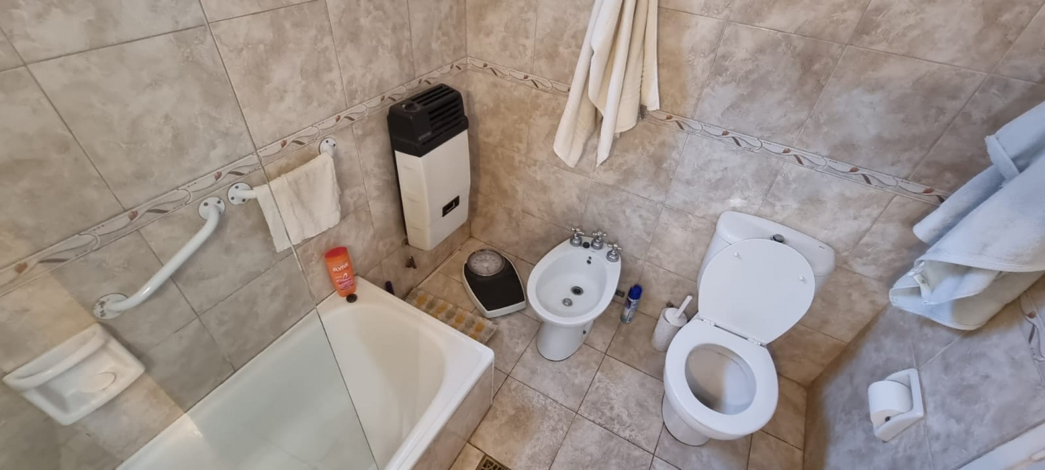 Venta Casa 4 Amb Con Jardin, Quincho y Terraza En Paso Del Rey
