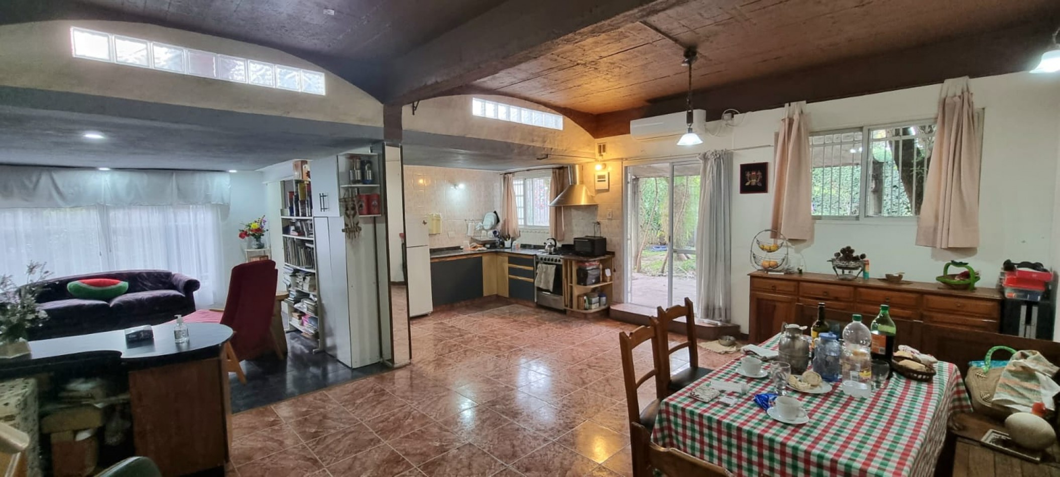 Venta Casa 4 Amb Con Jardin, Quincho y Terraza En Paso Del Rey