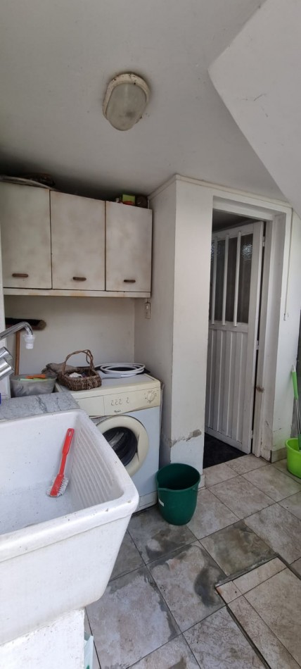 Venta Casa 4 Amb Con Jardin, Quincho y Terraza En Paso Del Rey
