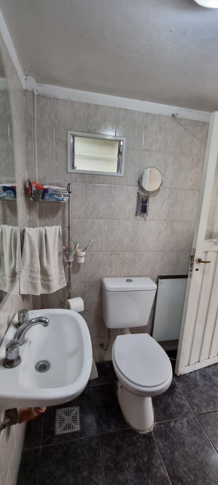 Venta Casa 4 Amb Con Jardin, Quincho y Terraza En Paso Del Rey