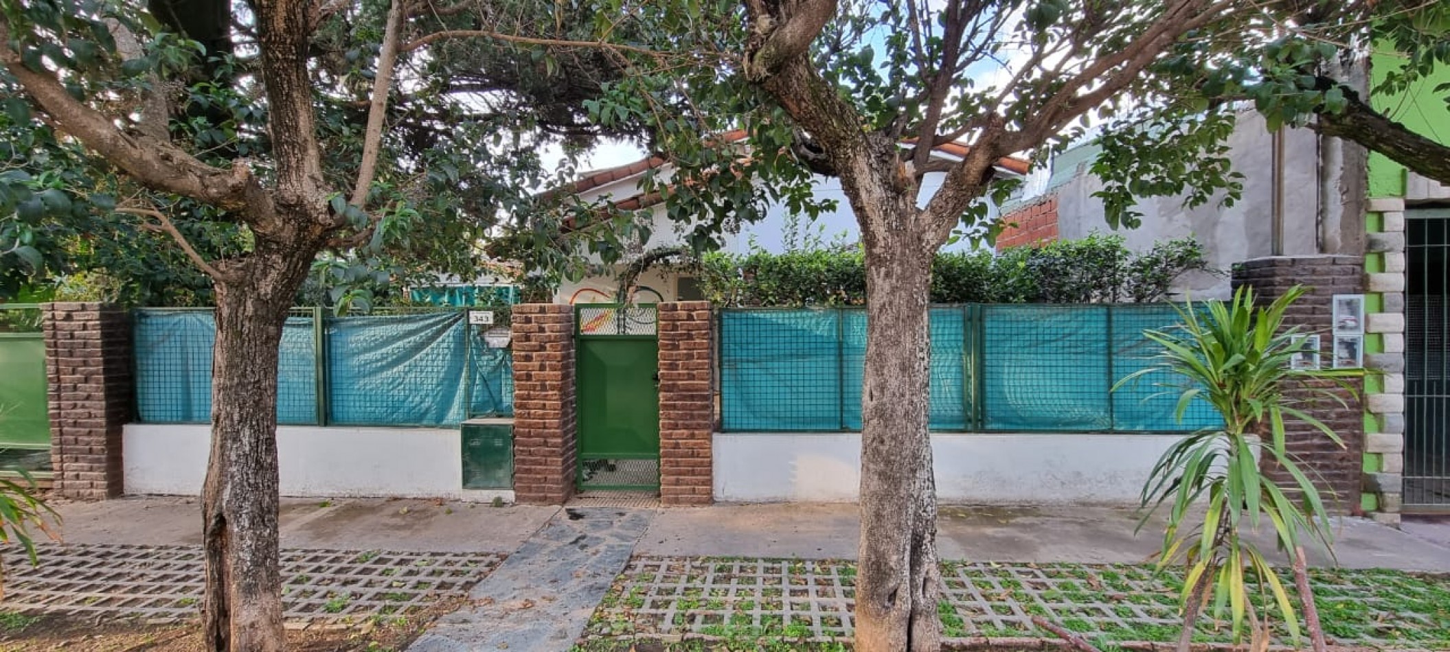 Venta Casa 4 Amb Con Jardin, Quincho y Terraza En Paso Del Rey