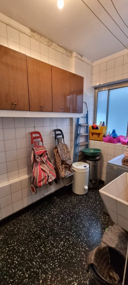Venta Depto 7 Amb C/ Balcon y Cochera En Villa Crespo