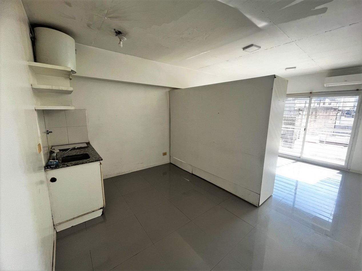 En Venta Depto Monoambiente C/ Balcon En Constitucion