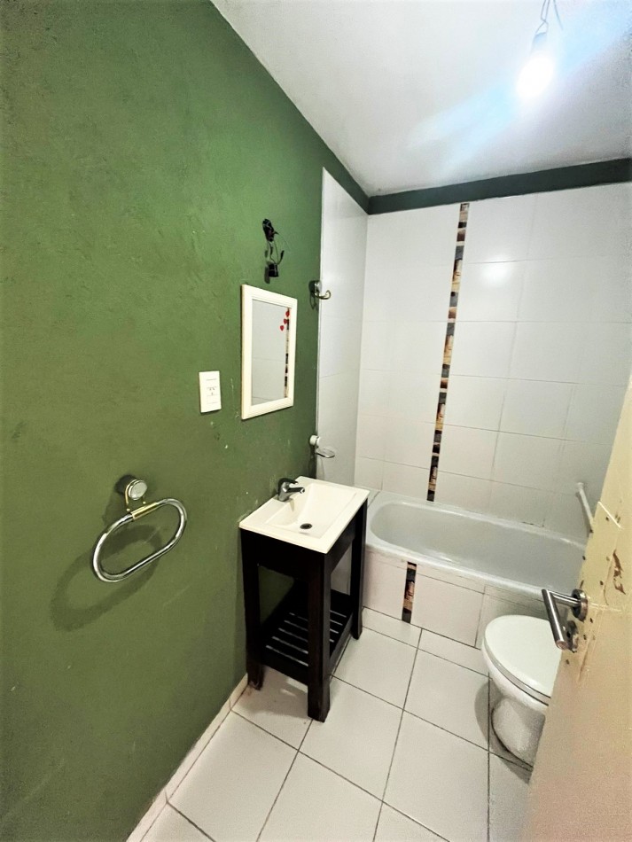 En Venta Depto Monoambiente C/ Balcon En Constitucion