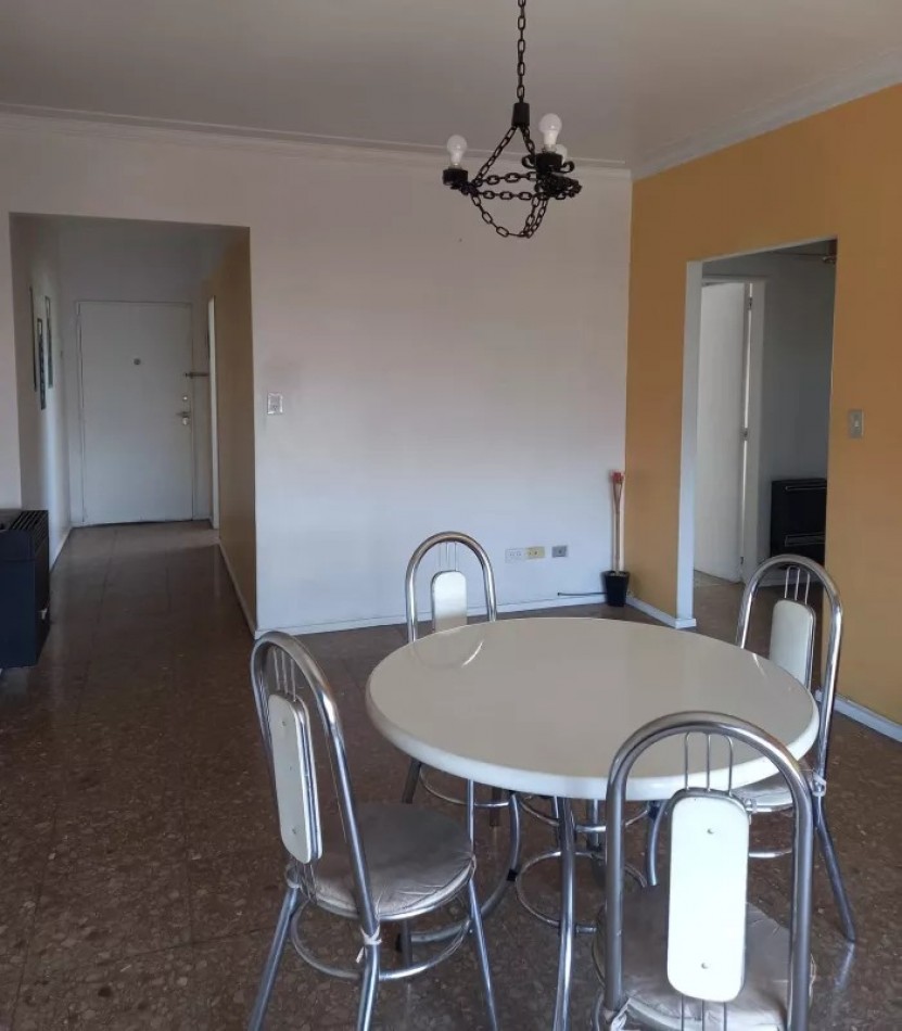 Venta depto 4 amb con balcon corrido en Juan B Justo 5400, Villa Gral Mitre.