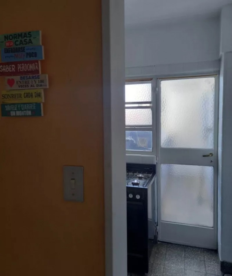 Venta depto 4 amb con balcon corrido en Juan B Justo 5400, Villa Gral Mitre.