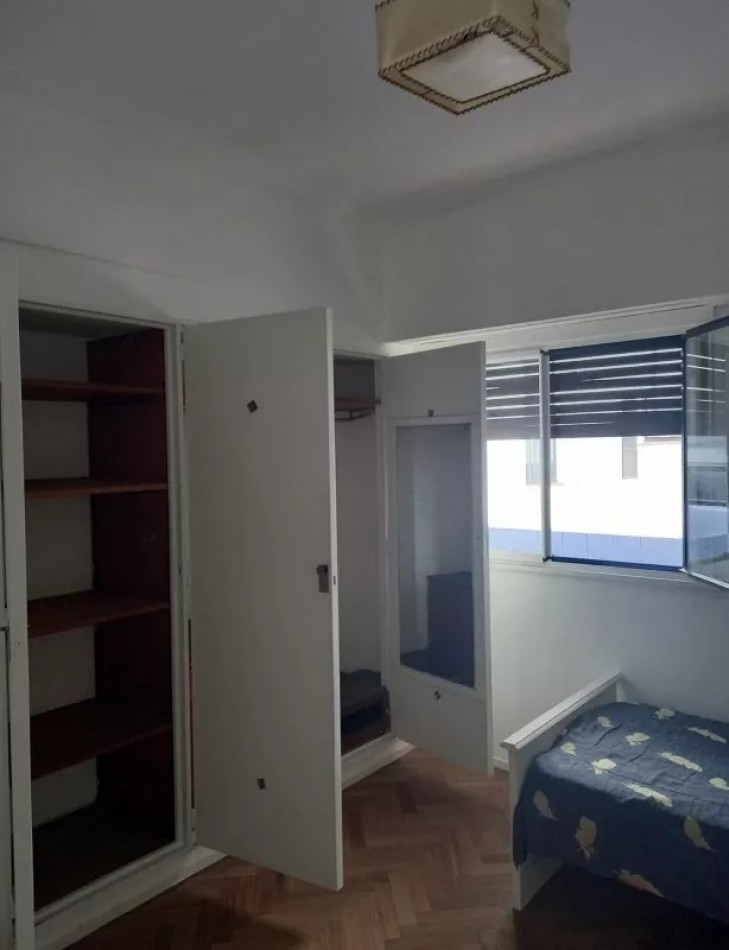 Venta depto 4 amb con balcon corrido en Juan B Justo 5400, Villa Gral Mitre.