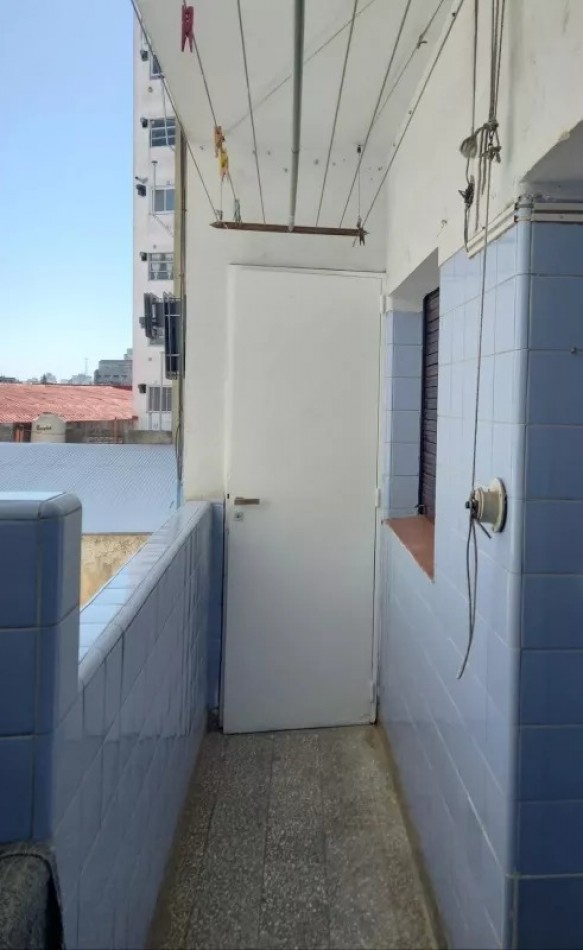 Venta depto 4 amb con balcon corrido en Juan B Justo 5400, Villa Gral Mitre.