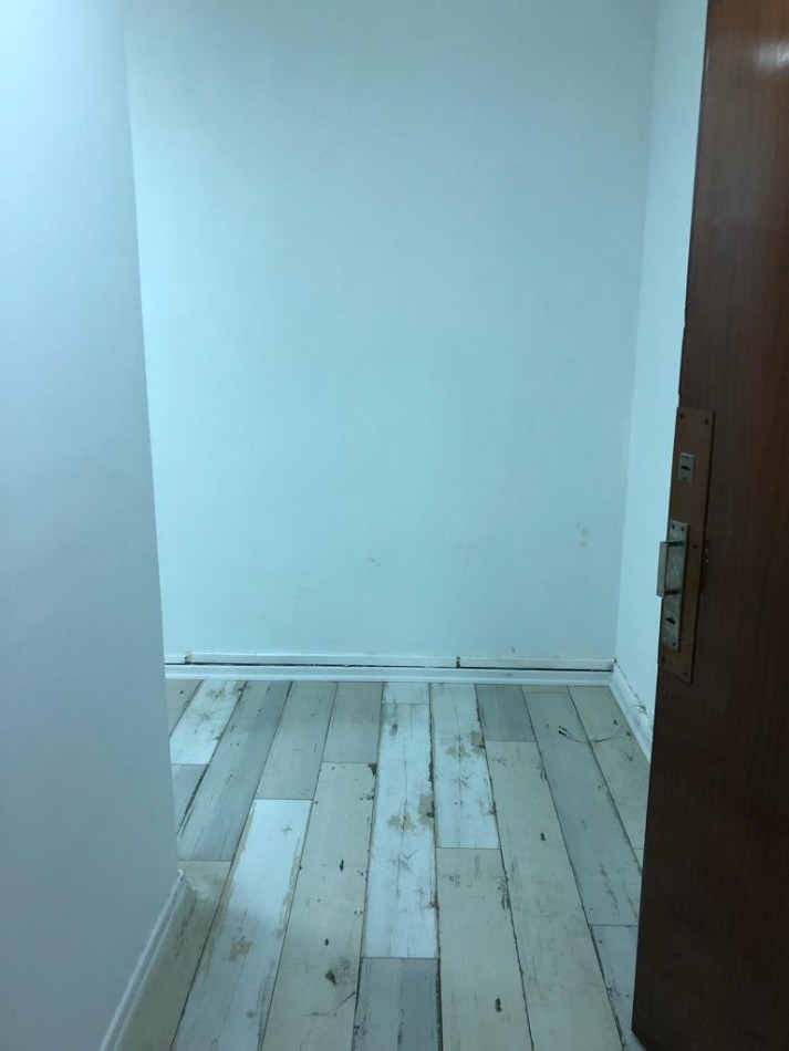 Venta oficina en Alsina 1500, Monserrat