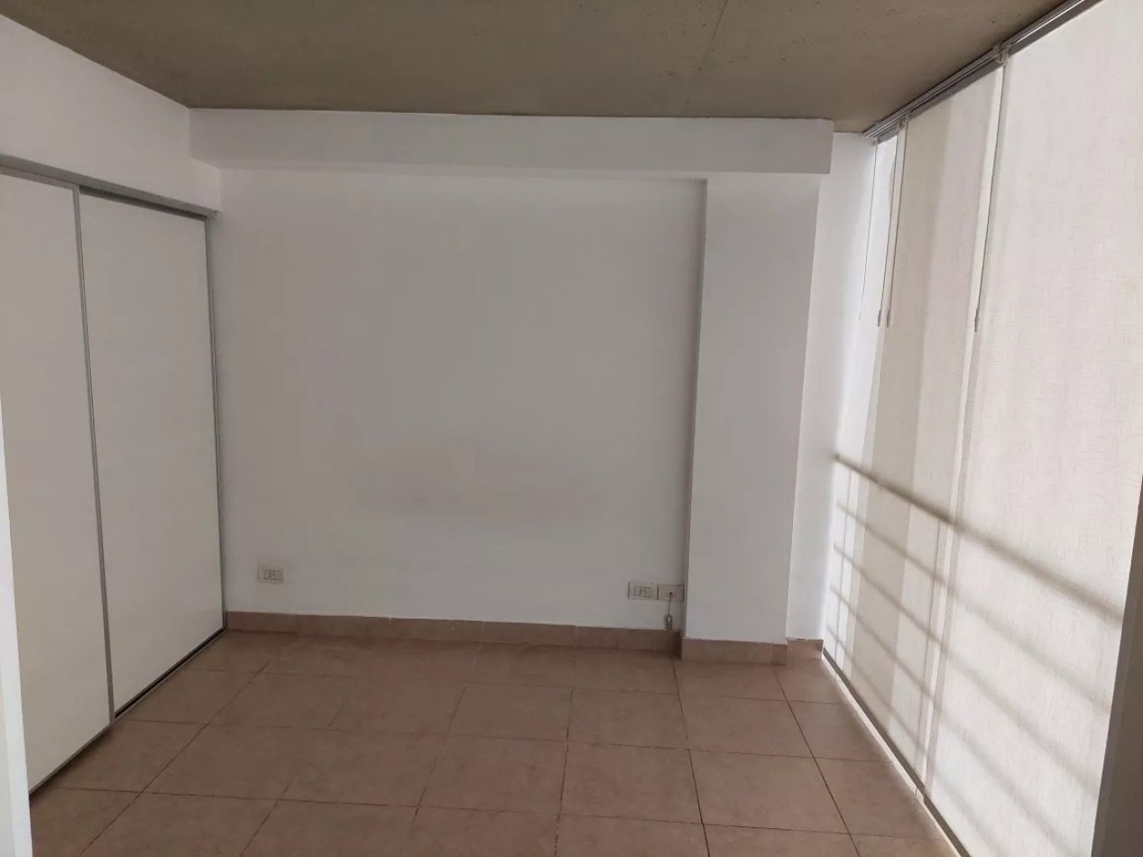Venta depto 2 amb con patio en Combatientes de Malvinas 3700, Villa Urquiza