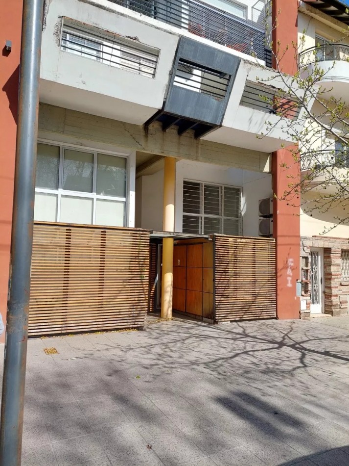 Venta depto 2 amb con patio en Combatientes de Malvinas 3700, Villa Urquiza