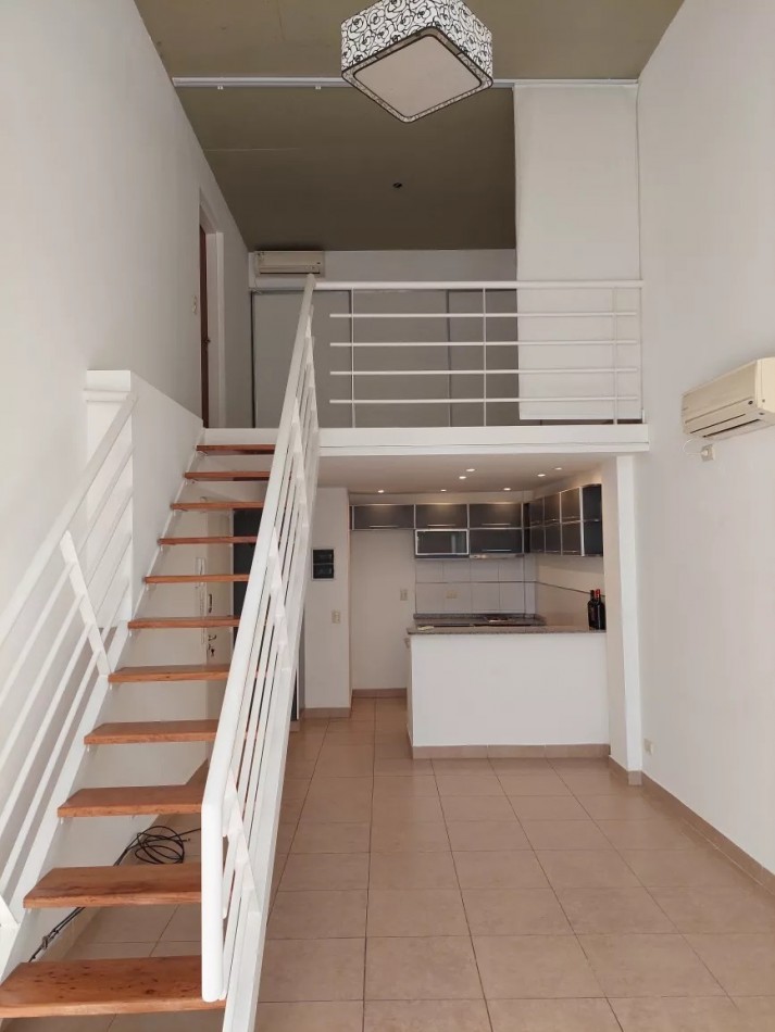 Venta depto 2 amb con patio en Combatientes de Malvinas 3700, Villa Urquiza