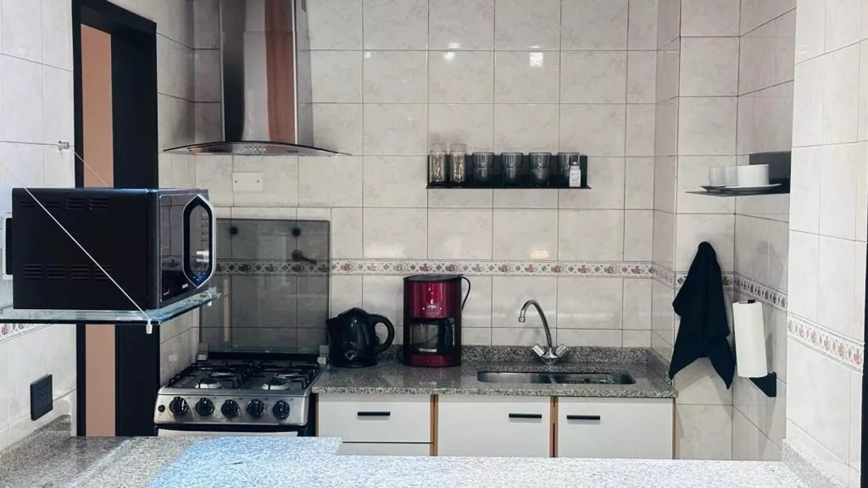 Venta monoambiente en Av. Avellaneda 100, Caballito.