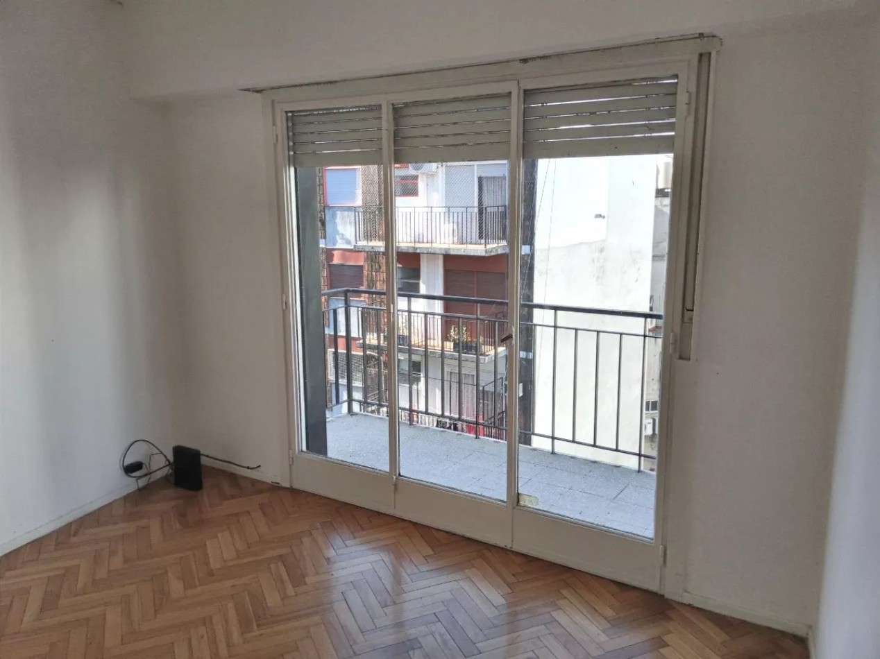 VENTA Depto 2 amb con balcon en M. T. de Alvear 2000, Recoleta