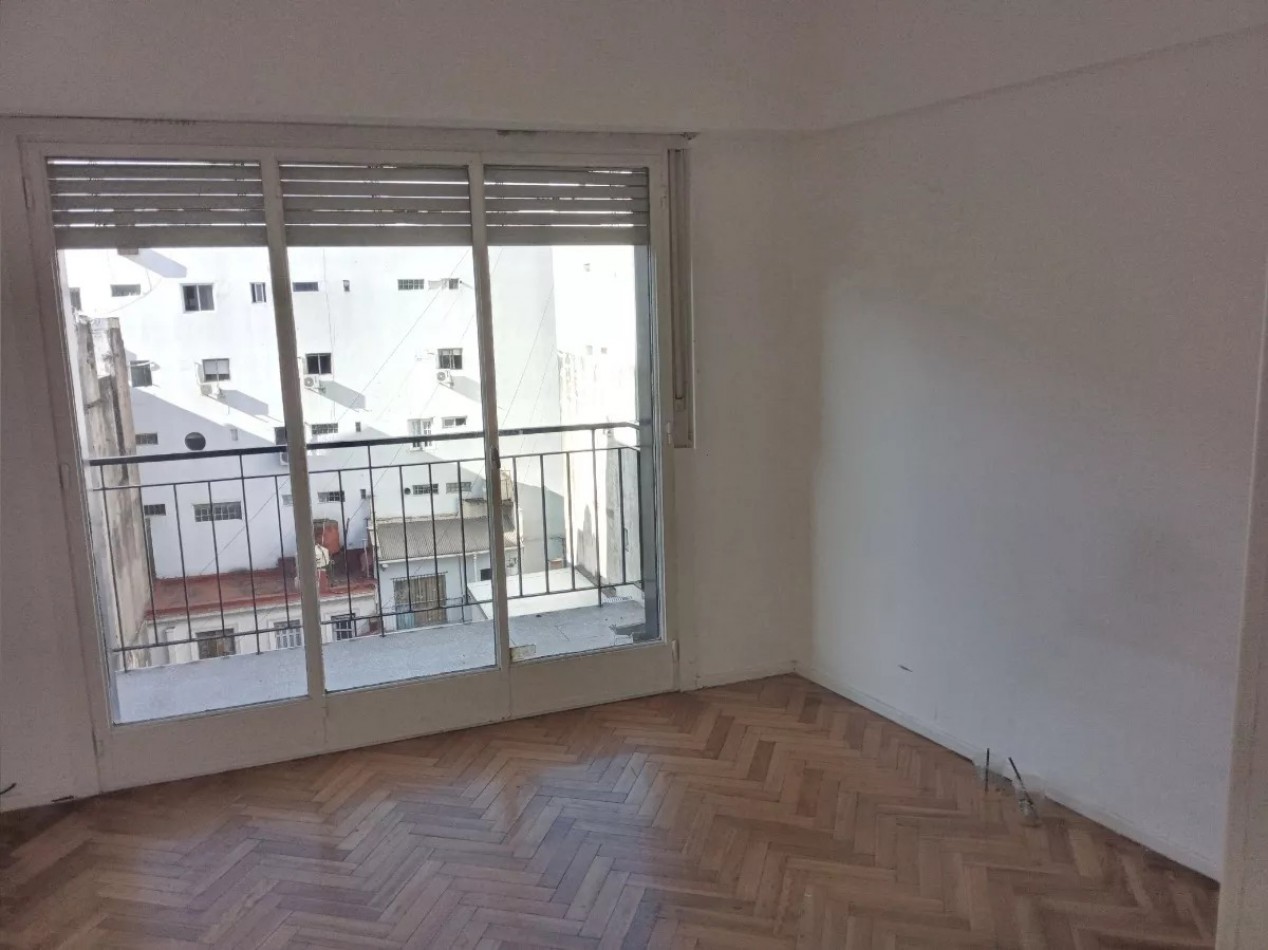 VENTA Depto 2 amb con balcon en M. T. de Alvear 2000, Recoleta