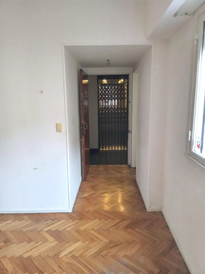 VENTA Depto 2 amb con balcon en M. T. de Alvear 2000, Recoleta