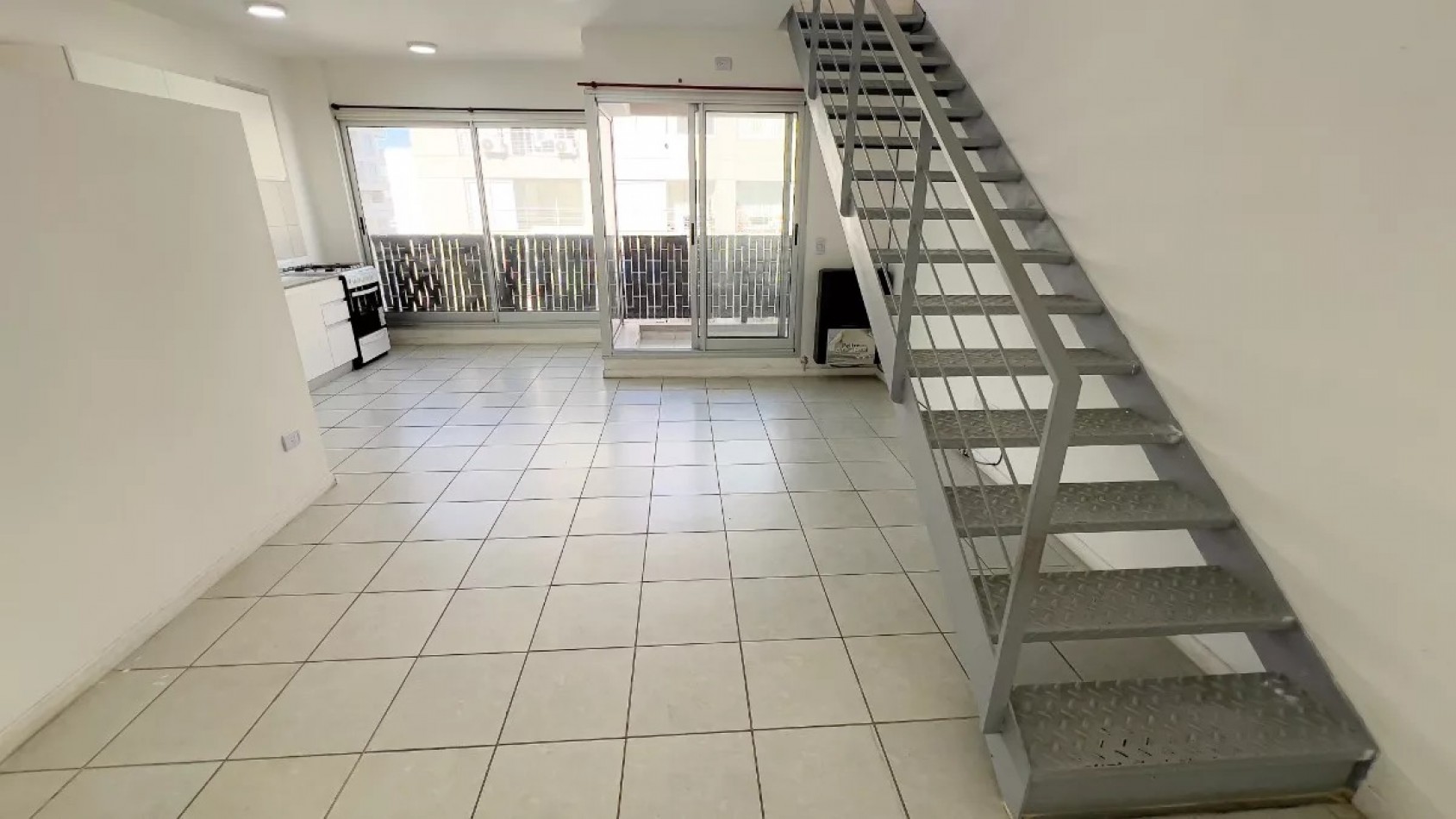 Duplex 3 amb con balcon en Mafalda 800, Barracas