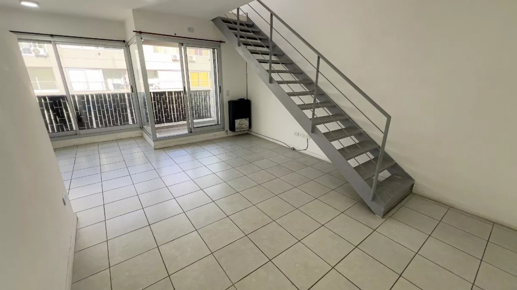 Duplex 3 amb con balcon en Mafalda 800, Barracas