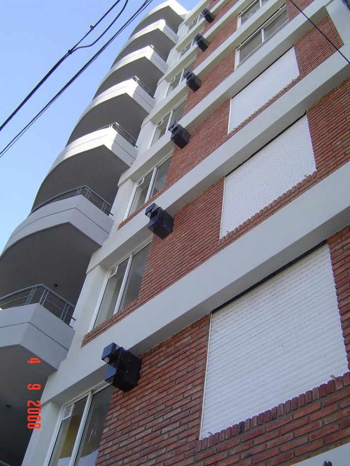 Departamento con balcon en la Av. Directorio 3200, Floresta