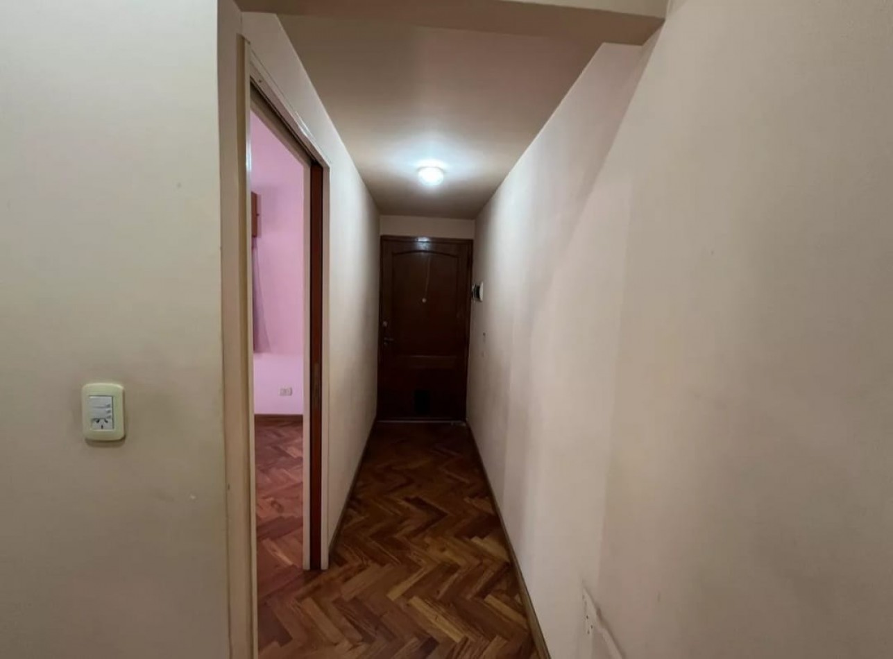 Venta Casa de 4 Amb Con Cochera en Acassuso 7500, Mataderos