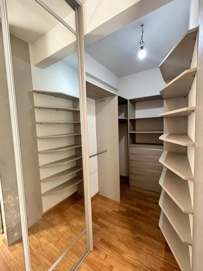 Venta depto 4 amb con balcon-terraza en G. de Laferrere 1100, Parque Chacabuco