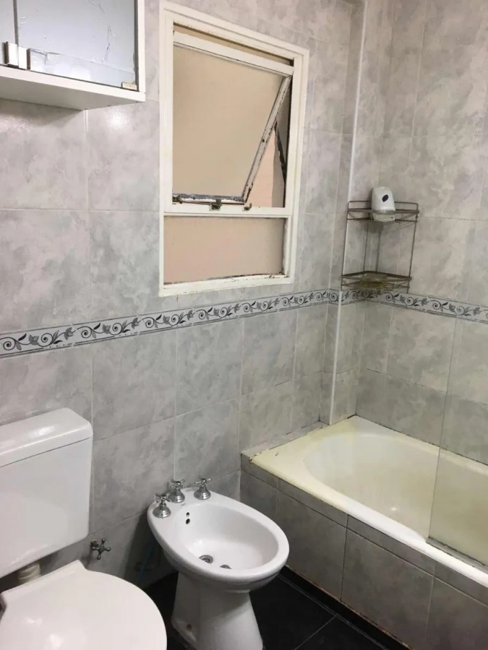 Venta departamento dos ambientes. en Jose M Moreno 800; Parque Chacabuco