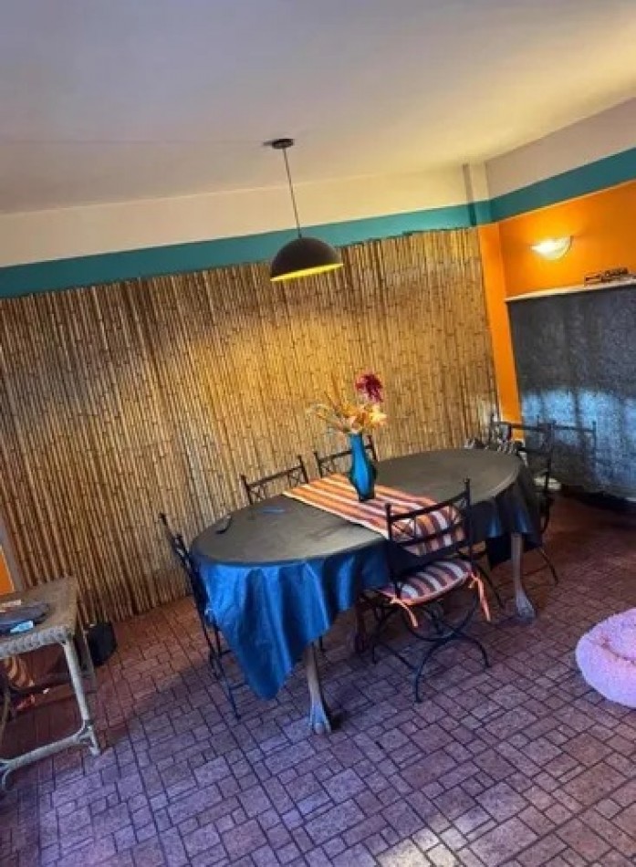Venta Casa 6 amb en Villa del Parque, con cocheras