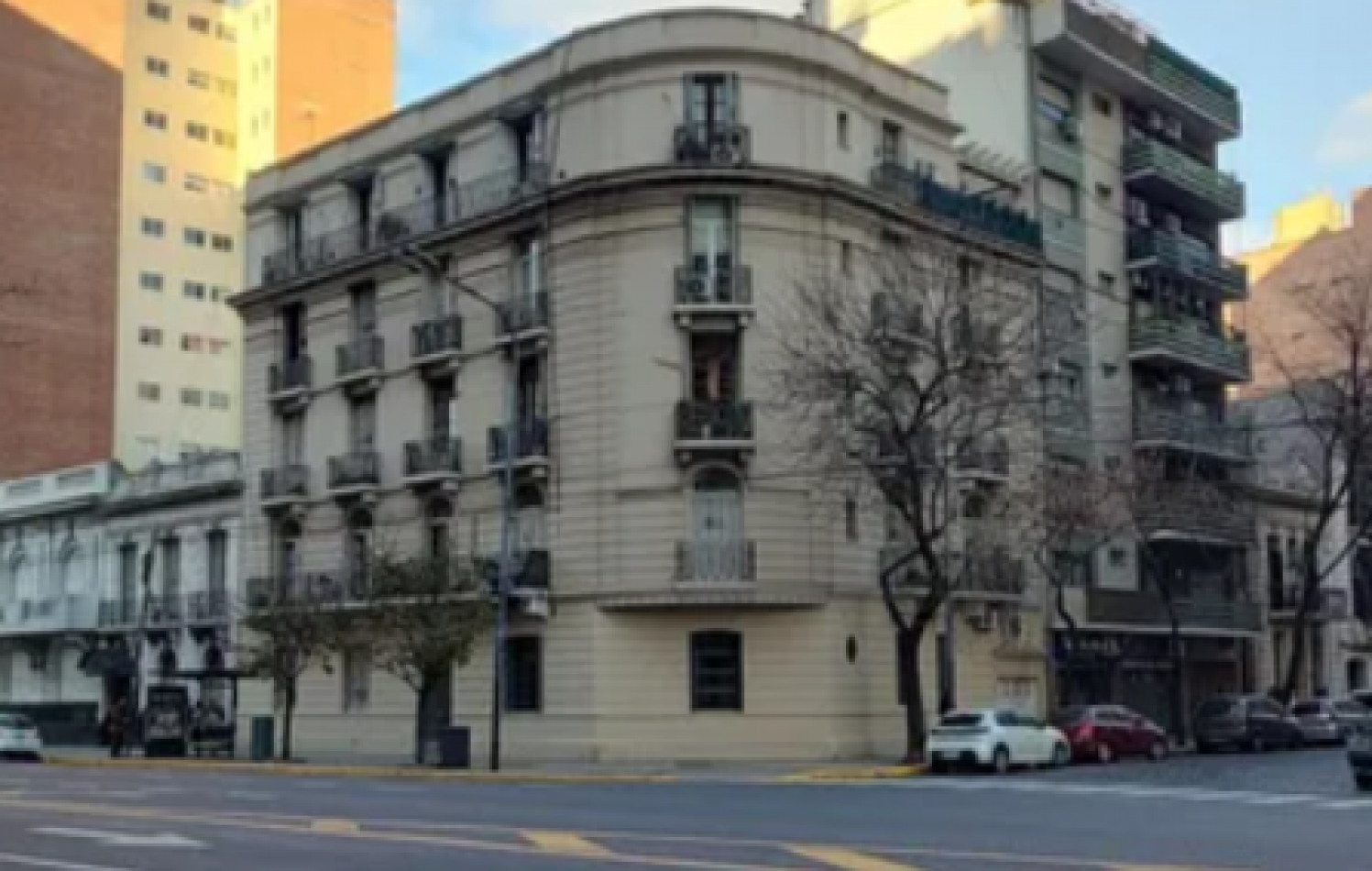 Venta departamento 2 ambientes en esquina en Rivadavia 5900 Caballito