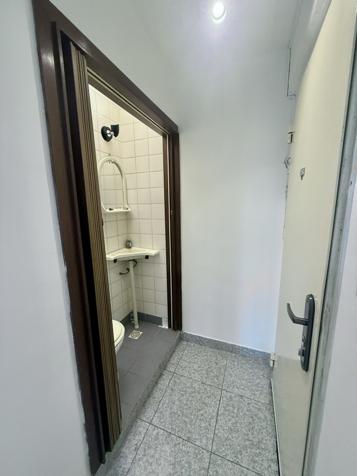 Venta dpto 2 ambientes  con balcon en el  barrio de Caballito 
