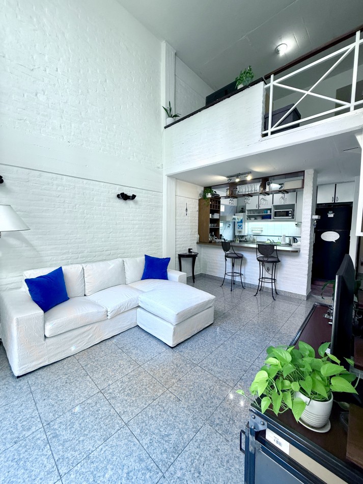 Venta dpto 2 ambientes  con balcon en el  barrio de Caballito 