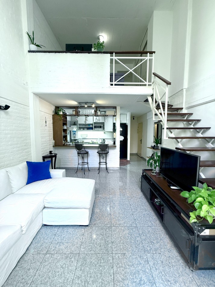 Venta dpto 2 ambientes  con balcon en el  barrio de Caballito 