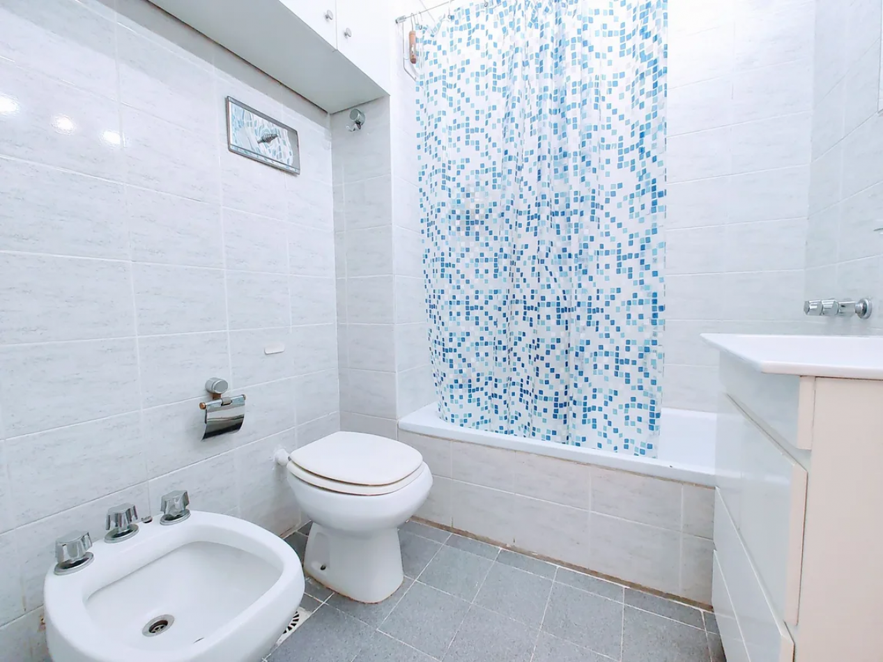 Venta dpto 2 ambientes  con balcon en el  barrio de Caballito 