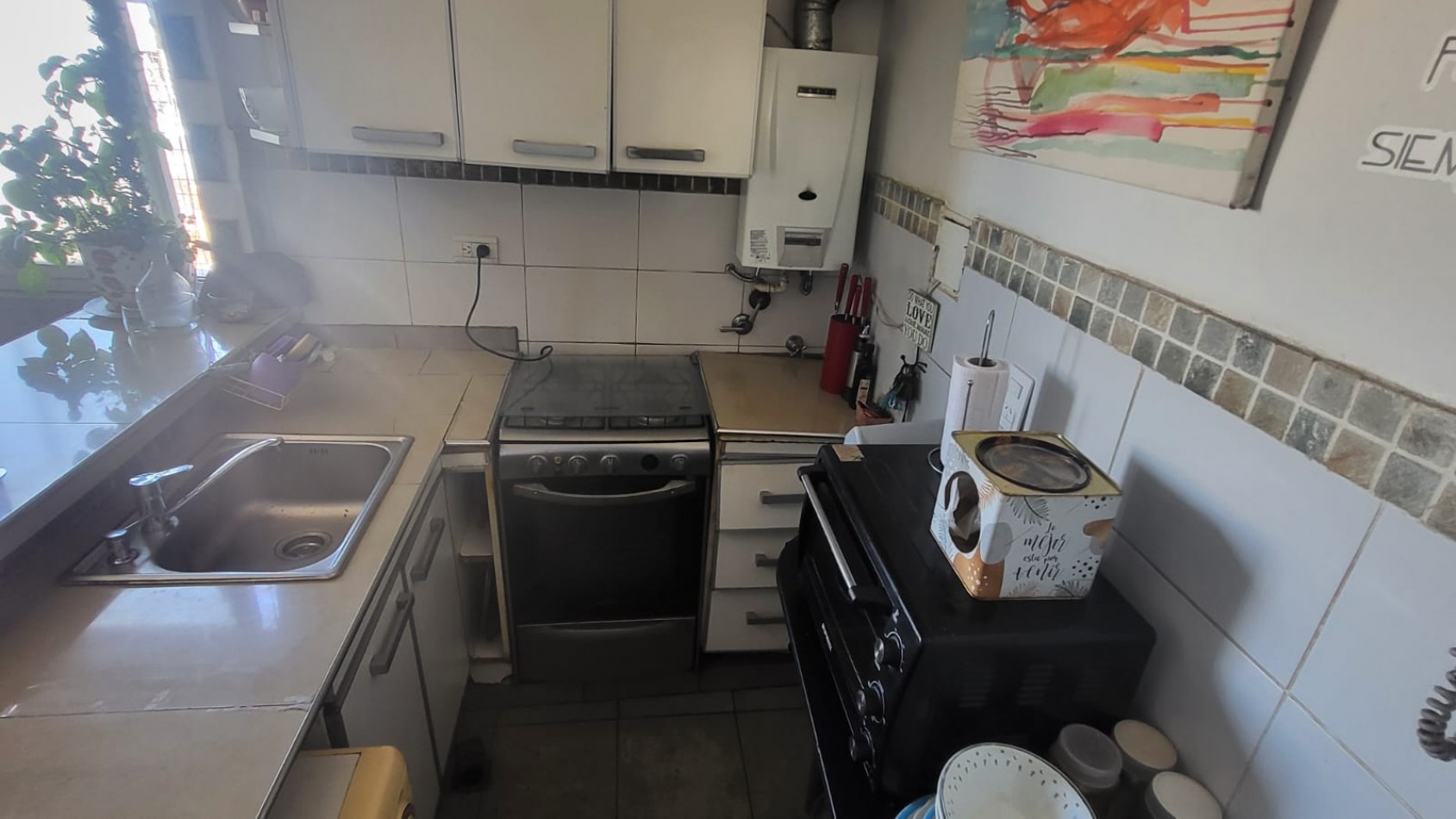 EN VENTA DEPTO 3 AMB. VENEZUELA 2300 BALVANERA