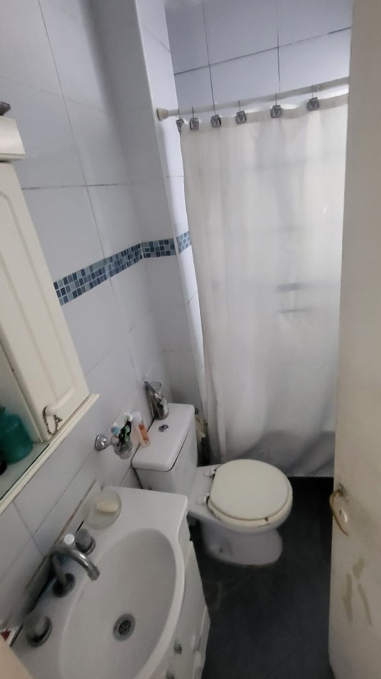 EN VENTA DEPTO 3 AMB. VENEZUELA 2300 BALVANERA