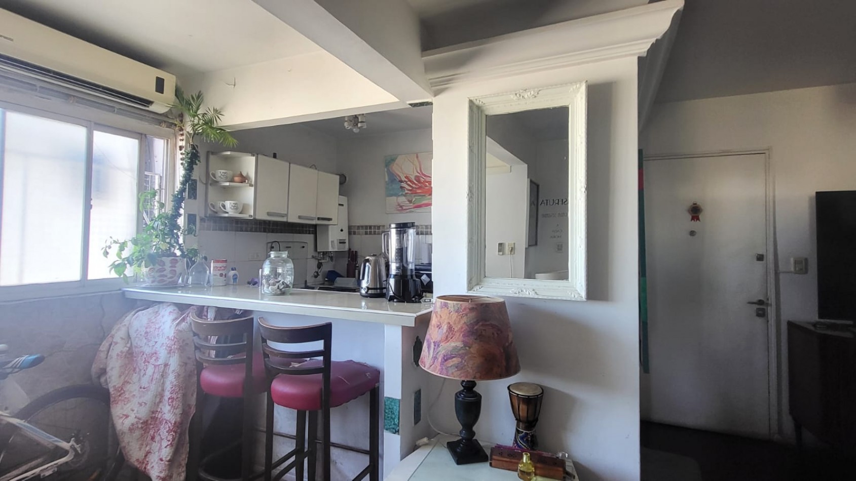 EN VENTA DEPTO 3 AMB. VENEZUELA 2300 BALVANERA